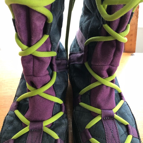 Sorel Glacy Explorer Women’s Tall Boot Purple, Navy, & Lime Green 7 waterproof - Picture 10 of 14